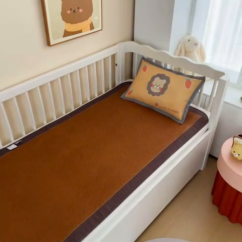 91家纺网 家纺一手货源 找家纺 梵赫 2025新款冰丝古藤双面卡通儿童凉席凉席-萌宠小狮子