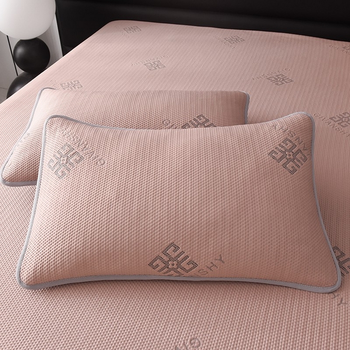 91家纺网 家纺一手货源 找家纺 绒多多 2025新款A类凉感冰豆豆席子凉席床笠款 豆沙粉