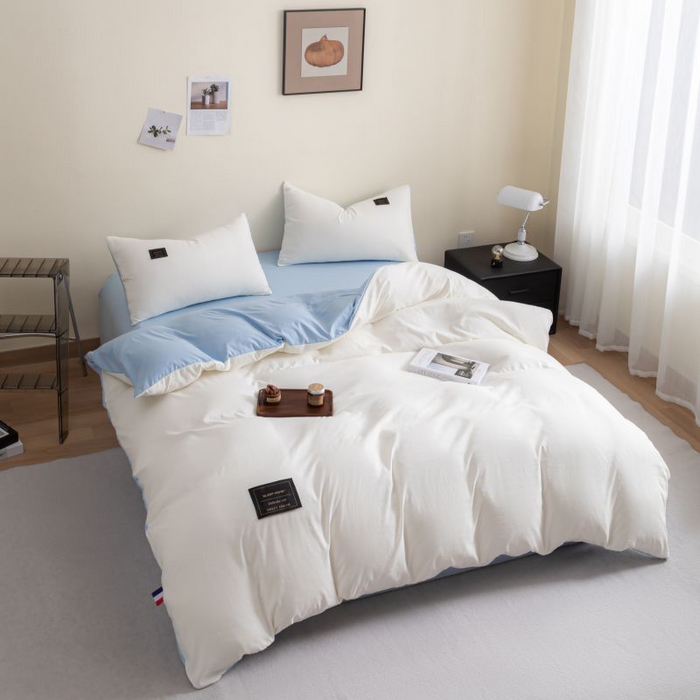 91家纺网 家纺一手货源 找家纺 恋之语 2025新款90克纯色双拼四件套 珍珠白+浅兰