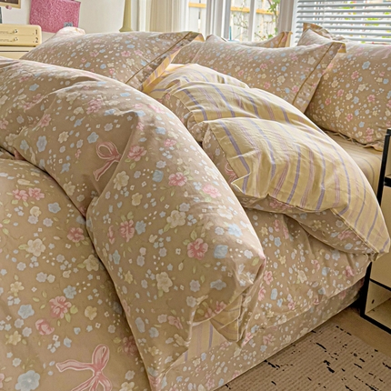 91家纺网 家纺一手货源 找家纺 暖芯优选 2025新款全棉纯棉一字绣四件套系列 春野星漫