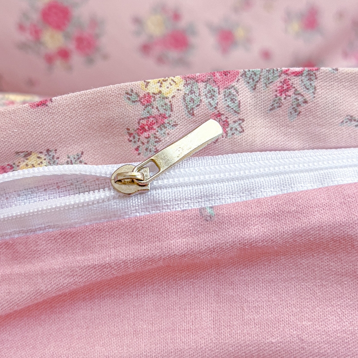 91家纺网 家纺一手货源 找家纺 暖芯优选 2025新款全棉纯棉一字绣四件套系列 甜美梦境