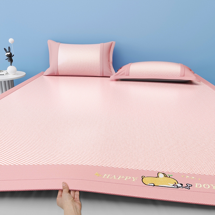 91家纺网 家纺一手货源 找家纺 2025新款斜纹宽柯基凉感冰丝席 斜纹柯基粉-床笠款