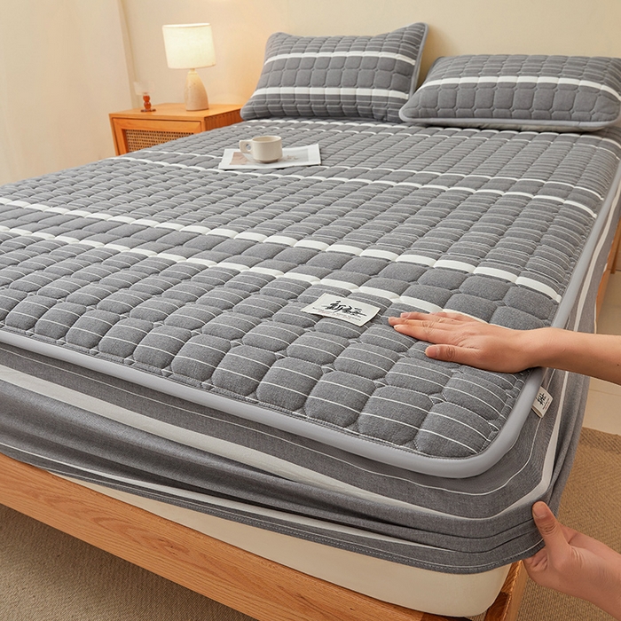 91家纺网 家纺一手货源 找家纺 喜居家纺2025新款A类水洗棉夹棉棉花床笠垫 棉-星河灰