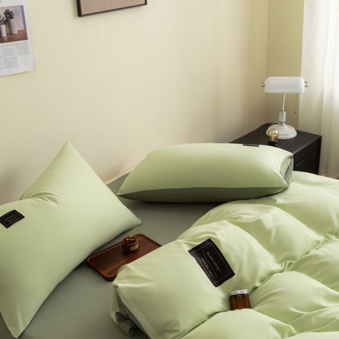 91家纺网 家纺一手货源 找家纺 恋之语 2025新款90克纯色双拼四件套 浅草绿+芥末绿