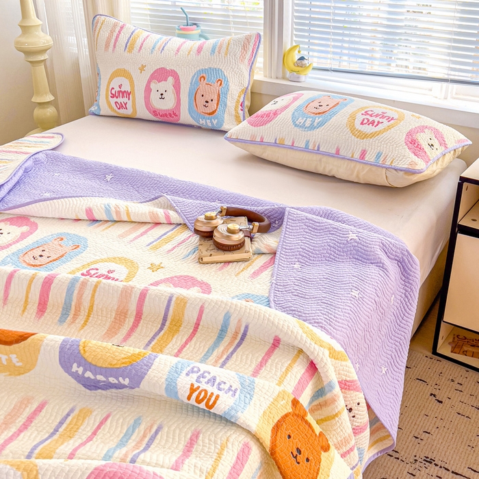 91家纺网 家纺一手货源 找家纺 羽爱家纺 2025全棉13372新疆棉花床盖三件套维尼日记