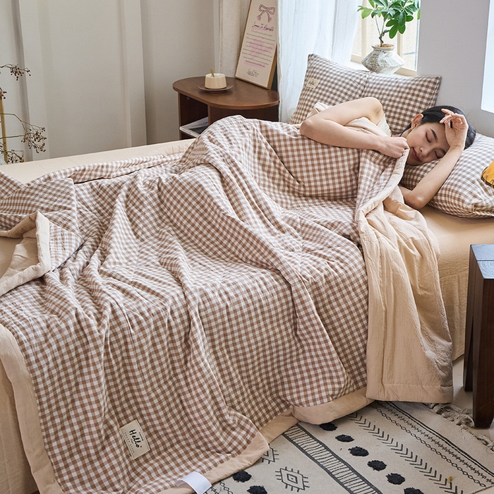 91家纺网 家纺一手货源 找家纺 恋人优选 2025新款纯棉色织水洗夏被 米小格