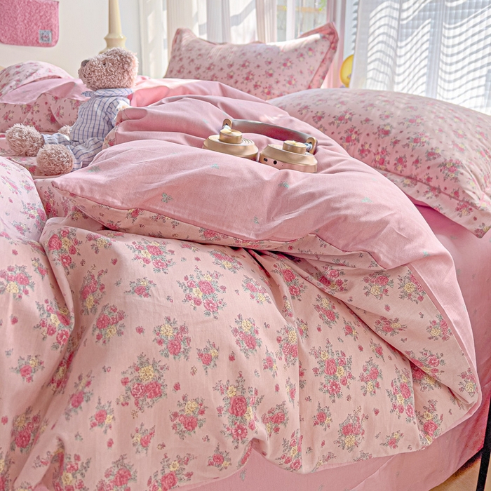 91家纺网 家纺一手货源 找家纺 暖芯优选 2025新款全棉纯棉一字绣四件套系列 甜美梦境