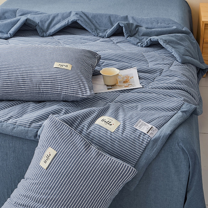 91家纺网 家纺一手货源 找家纺 恋人优选 2025新款纯棉色织水洗夏被 蓝白条