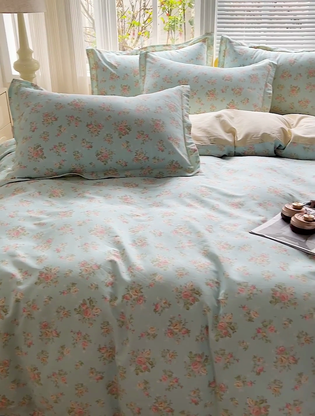 91家纺网 家纺一手货源 找家纺 暖芯优选 2025新款全棉纯棉一字绣四件套系列 素雅花香