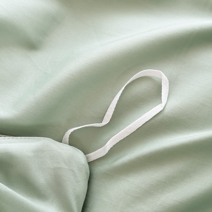 91家纺网 家纺一手货源 找家纺 艾迪尚家纺 2025新款A类纯色双拼长绒棉纯棉刺绣系列单品被套 被套单件（有单品 可定制） 淡绿粉韵