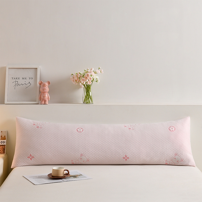 91家纺网 家纺一手货源 找家纺 艾兜坊 2025新款凉豆豆双人枕套 极简小熊-粉