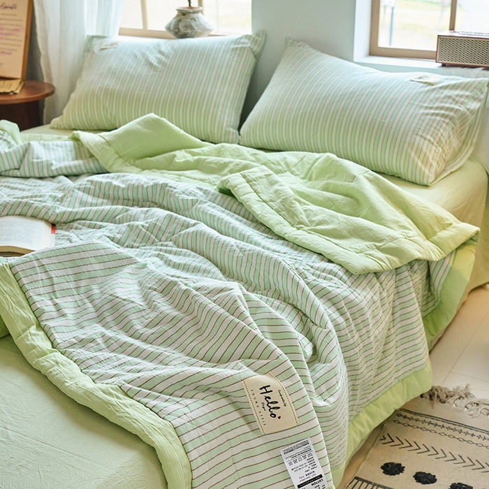 91家纺网 家纺一手货源 找家纺 恋人优选 2025新款纯棉色织水洗夏被 简约条纹-果绿