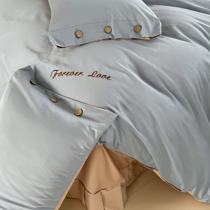 91家纺网 家纺一手货源 找家纺 艾迪尚家纺 2025新款A类纯色双拼长绒棉纯棉刺绣系列单品被套 被套单件（有单品 可定制） 灰杏谧境