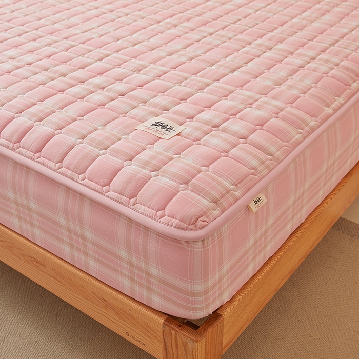 91家纺网 家纺一手货源 找家纺 喜居家纺2025新款A类水洗棉夹棉棉花床笠垫 棉-初见格