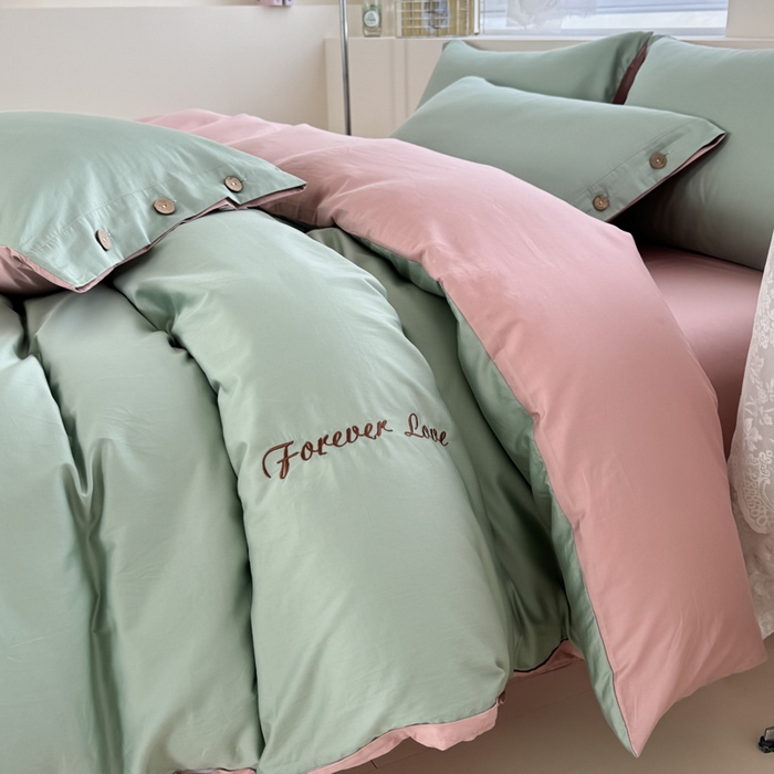 91家纺网 家纺一手货源 找家纺 艾迪尚家纺 2025新款A类纯色双拼长绒棉纯棉刺绣系列单品被套 被套单件（有单品 可定制） 淡绿粉韵