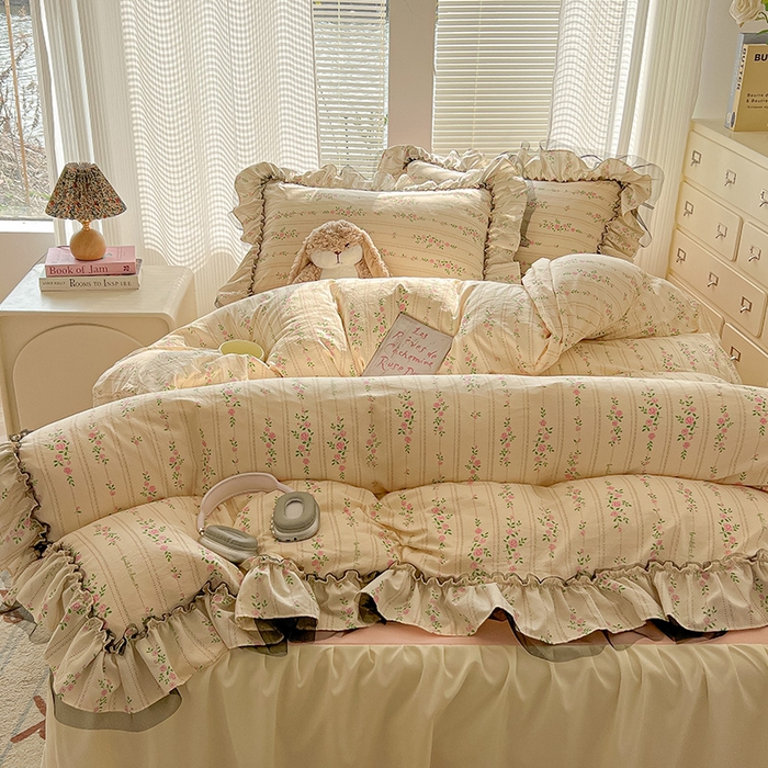 91家纺网 家纺一手货源 找家纺 眠帛家居 2025新款A类法式皱皱纱小清新蕾丝花边四件套 锦簇