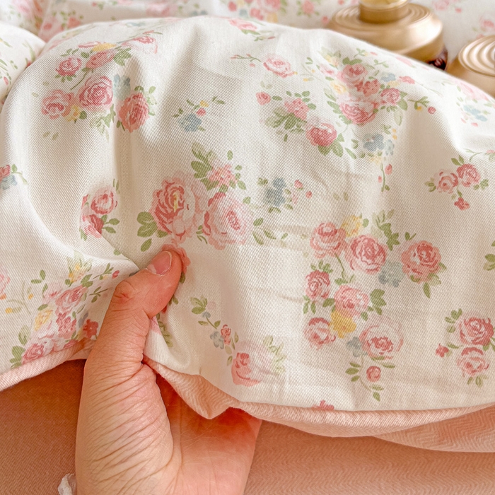 91家纺网 家纺一手货源 找家纺 暖芯优选 2025新款全棉纯棉一字绣四件套系列 花舞轻盈