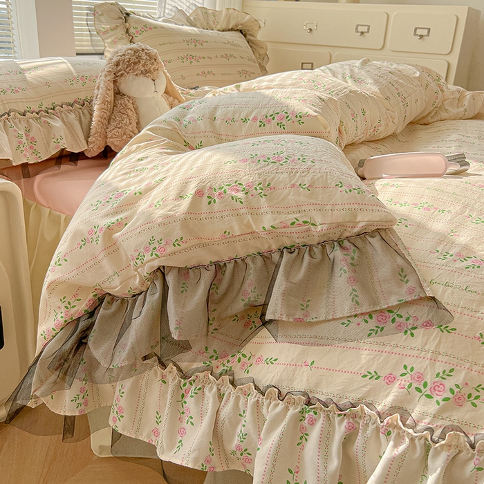 91家纺网 家纺一手货源 找家纺 眠帛家居 2025新款A类法式皱皱纱小清新蕾丝花边四件套 锦簇