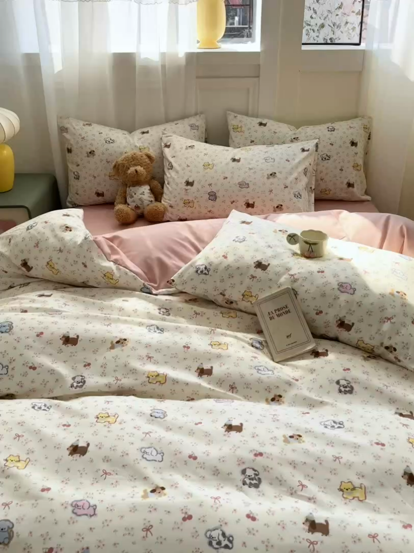 91家纺网 家纺一手货源 找家纺 丝芙妮家居2025新款水洗针织棉双层纱印花四件套 花丛乐园