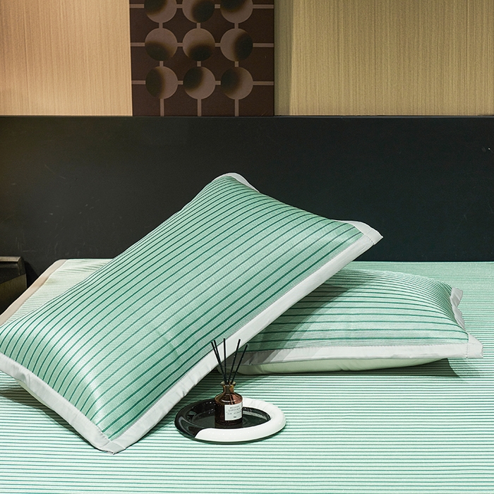 91家纺网 家纺一手货源 找家纺 999家纺 2025新款轻柔丝抗菌冰丝藤凉席（复合三明治款）宽包刺绣冰丝软席藤席 抗菌三明治冰丝藤席冰川-清新绿