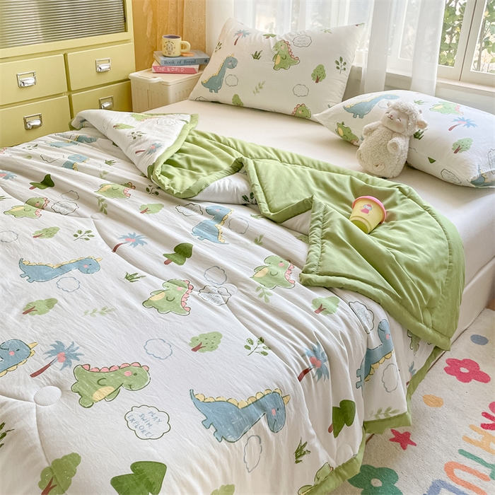 91家纺网 家纺一手货源 找家纺 美澳家纺 2025新款水洗棉印花夏被夏凉被空调被 小恐龙