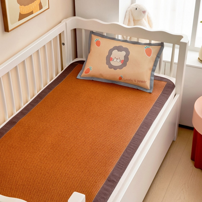 91家纺网 家纺一手货源 找家纺 梵赫 2025新款冰丝古藤双面卡通儿童凉席凉席-萌宠小狮子