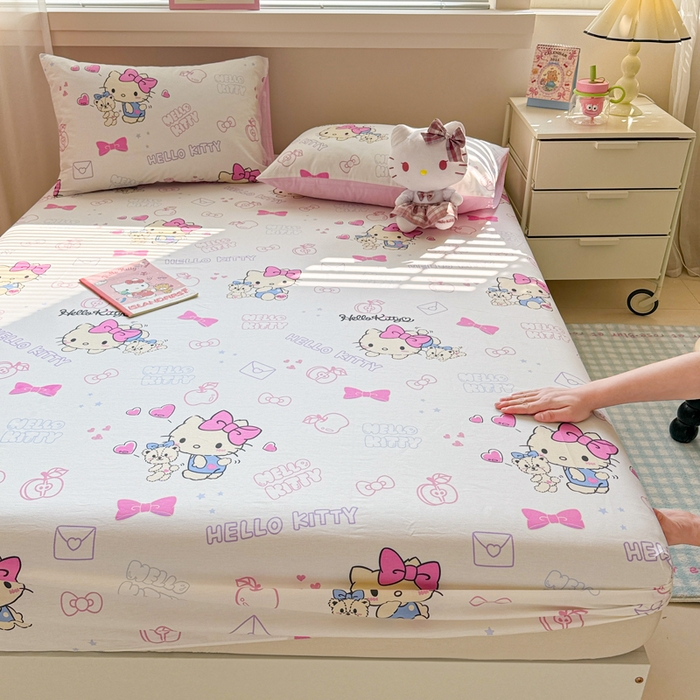 91家纺网 家纺一手货源 找家纺 呗旺鹿 2025新款正版三丽鸥全棉13372单品床笠 凯蒂小熊