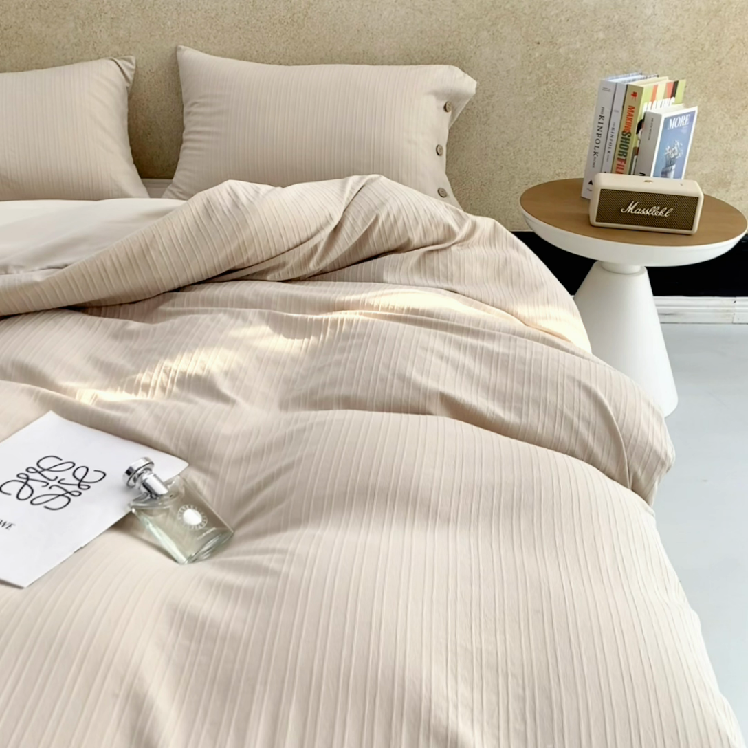 91家纺网 家纺一手货源 找家纺 恋之语 2025新款亲肤舒适提花纽扣款四件套 赛琳娜-奶驼