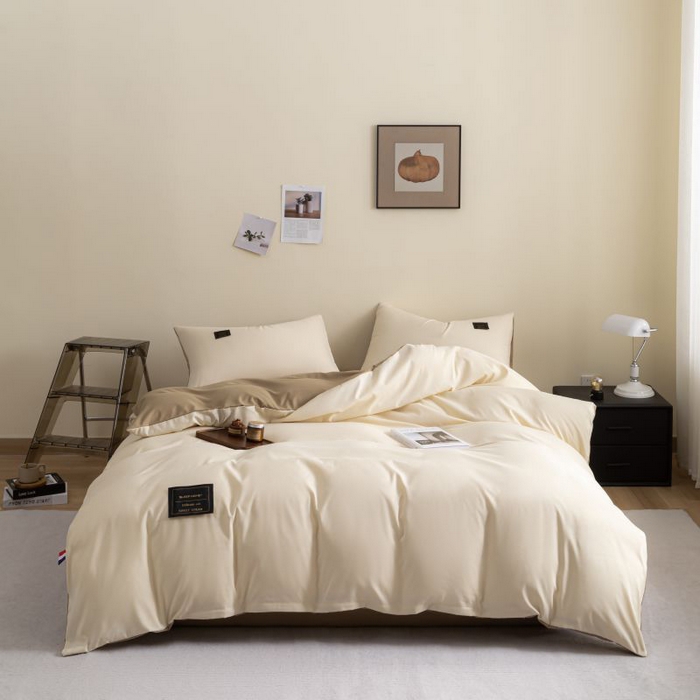 91家纺网 家纺一手货源 找家纺 恋之语 2025新款90克纯色双拼单被套 奶茶+摩卡棕