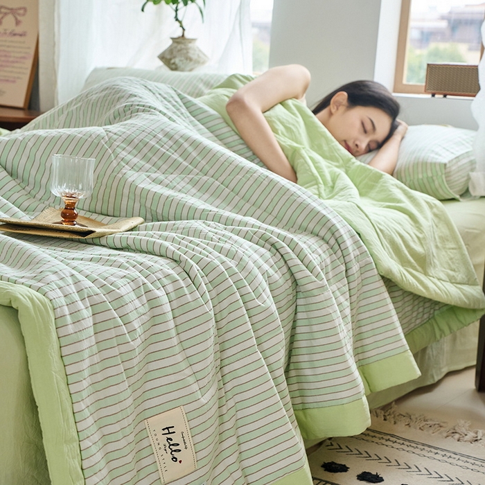 91家纺网 家纺一手货源 找家纺 恋人优选 2025新款纯棉色织水洗夏被 简约条纹-果绿