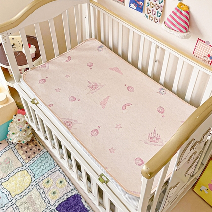 91家纺网 家纺一手货源 找家纺 富馨莱 2025新款幼儿园古藤席冰丝席双面可用儿童凉席双面凉感 梦幻城堡