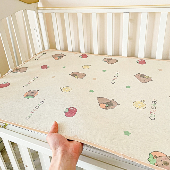 91家纺网 家纺一手货源 找家纺 富馨莱 2025新款幼儿园古藤席冰丝席双面可用儿童凉席双面凉感 萌萌巴拉