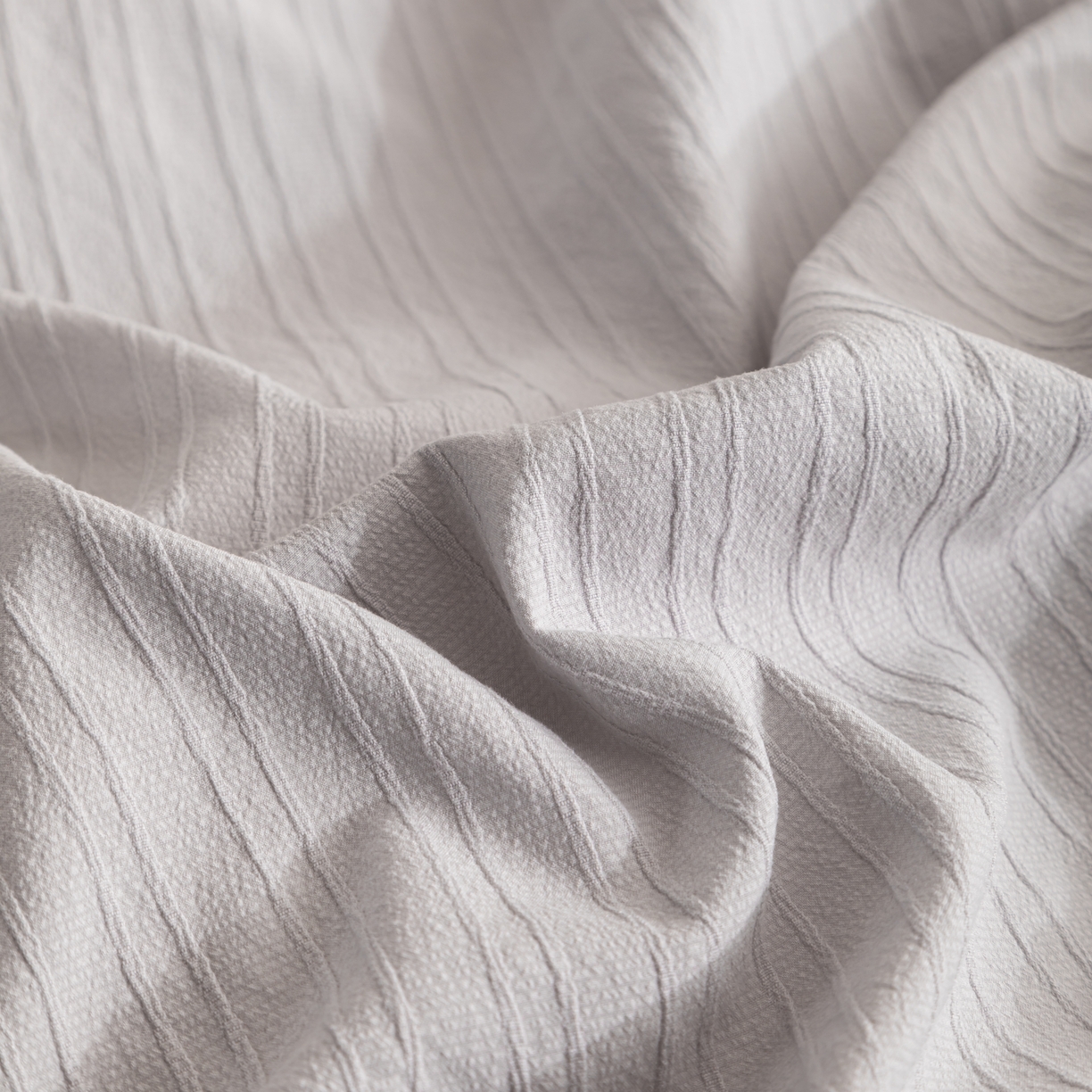 91家纺网 家纺一手货源 找家纺 恋之语 2025新款亲肤舒适提花纽扣款四件套 赛琳娜-雾蓝