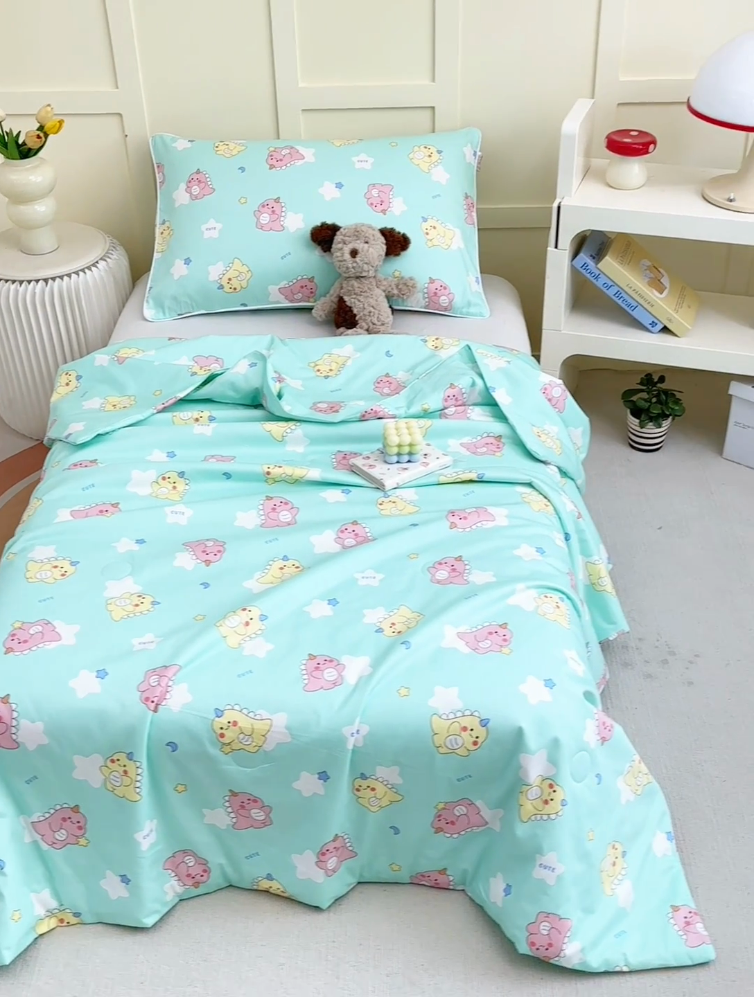 91家纺网 家纺一手货源 找家纺 ds生活馆 2025新款儿童学生纯棉精梳棉系列单夏被 星星恐龙绿