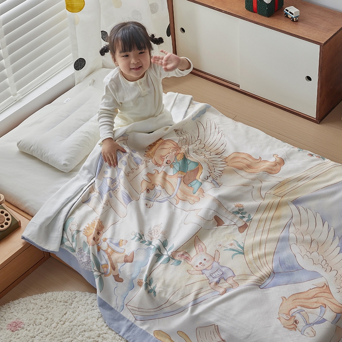 91家纺网 家纺一手货源 找家纺 （总）荷马之梦 2025新款天竹系列—A类原创手绘风大版天竹纤维四层纱儿童盖毯