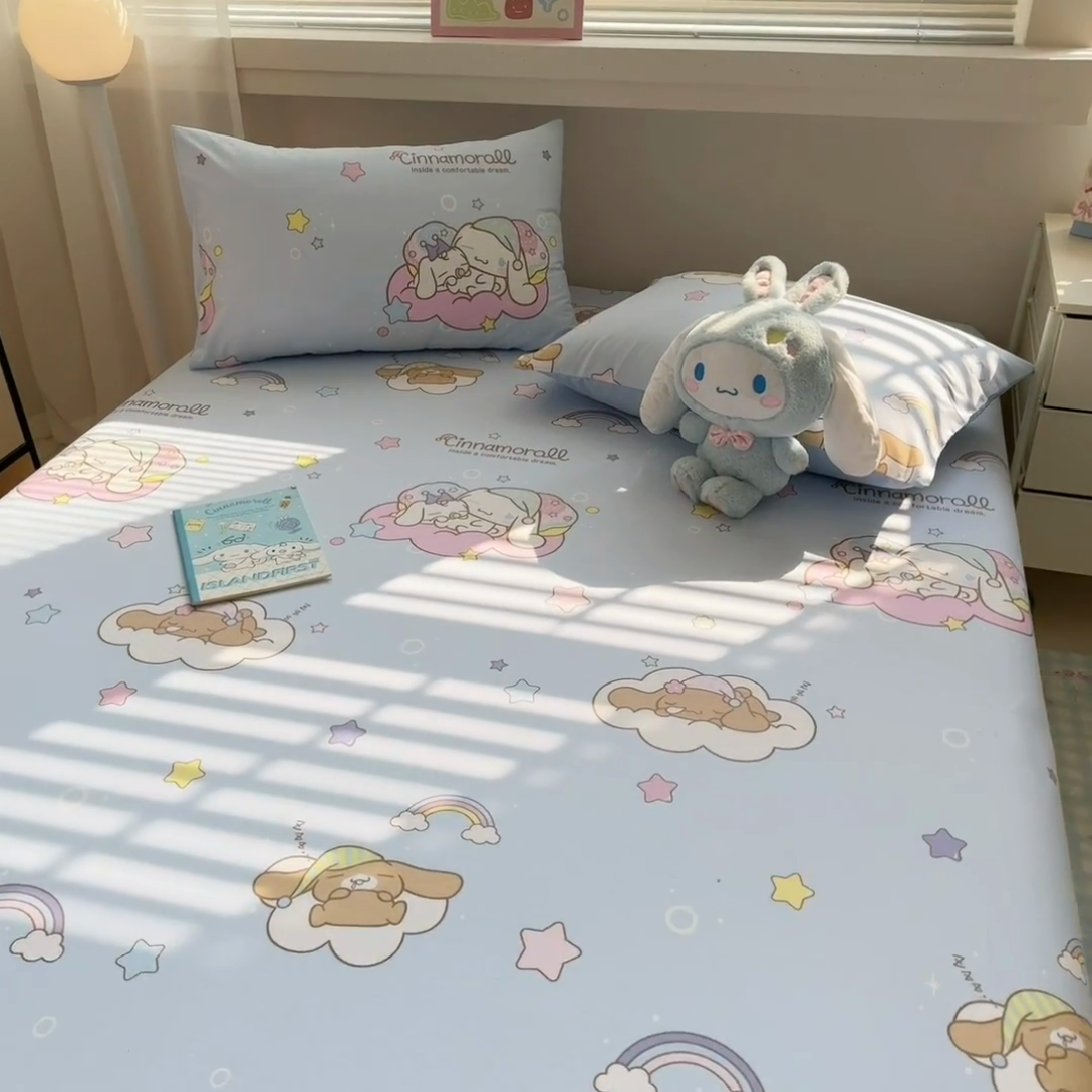 91家纺网 家纺一手货源 找家纺 呗旺鹿 2025新款正版三丽鸥全棉13372单品床笠 彩虹玉桂狗