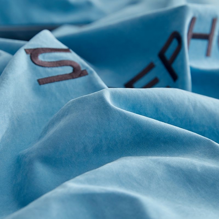 91家纺网 家纺一手货源 找家纺 恋之语 2025新款110克麻绳双拼刺绣单被套 天蓝+浅灰