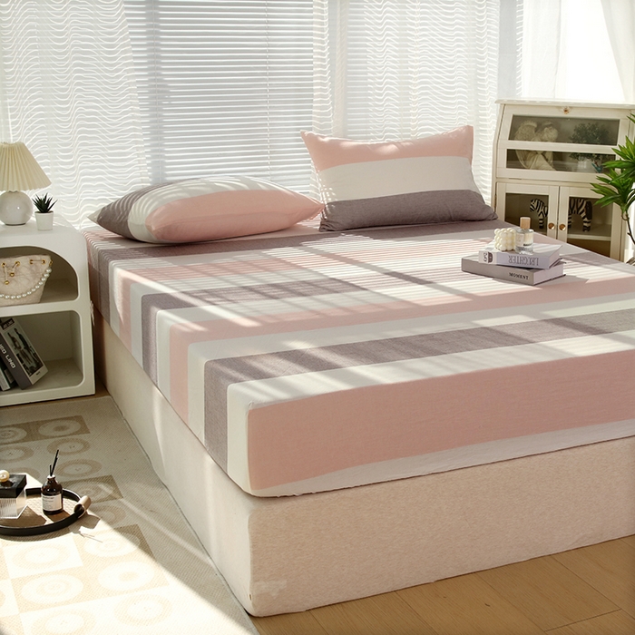 91家纺网 家纺一手货源 找家纺 恋之语 2025新款全棉纯棉色织床笠单品单床笠床笠单件 简约粉灰条