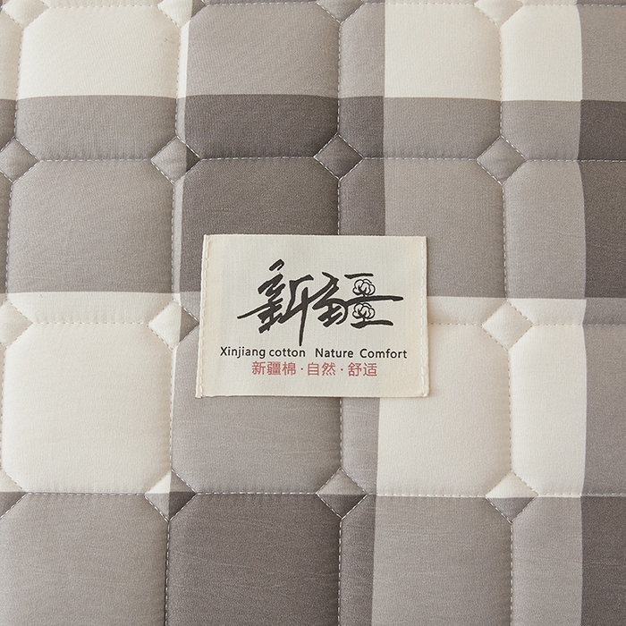 91家纺网 家纺一手货源 找家纺 喜居家纺2025新款A类水洗棉夹棉棉花床笠垫 棉-复古格