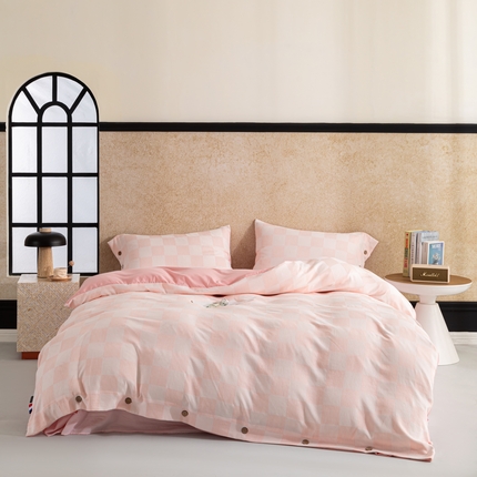 91家纺网 家纺一手货源 找家纺 （总）恋之语 2025新款亲肤舒适提花纽扣款四件套