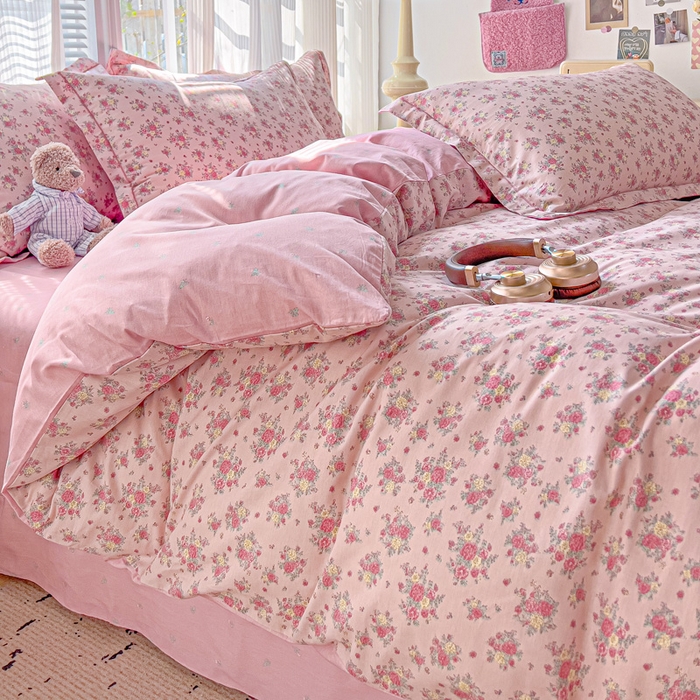 91家纺网 家纺一手货源 找家纺 暖芯优选 2025新款全棉纯棉一字绣四件套系列 甜美梦境