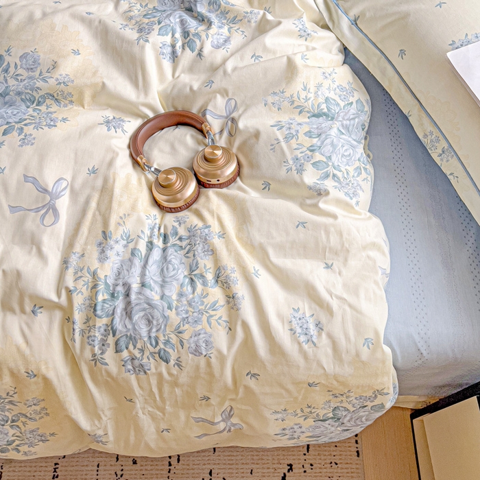 91家纺网 家纺一手货源 找家纺 暖芯优选 2025新款全棉纯棉一字绣四件套系列 花影轻颜