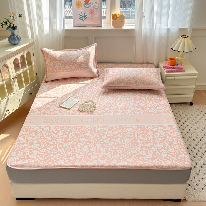 91家纺网 家纺一手货源 找家纺 花漾家居 2025新款A类色织提花PE凉感丝凉席三件套床单床笠款 床笠款-蔷薇粉