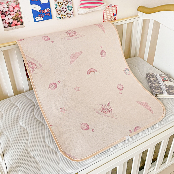 91家纺网 家纺一手货源 找家纺 富馨莱 2025新款幼儿园古藤席冰丝席双面可用儿童凉席双面凉感 梦幻城堡