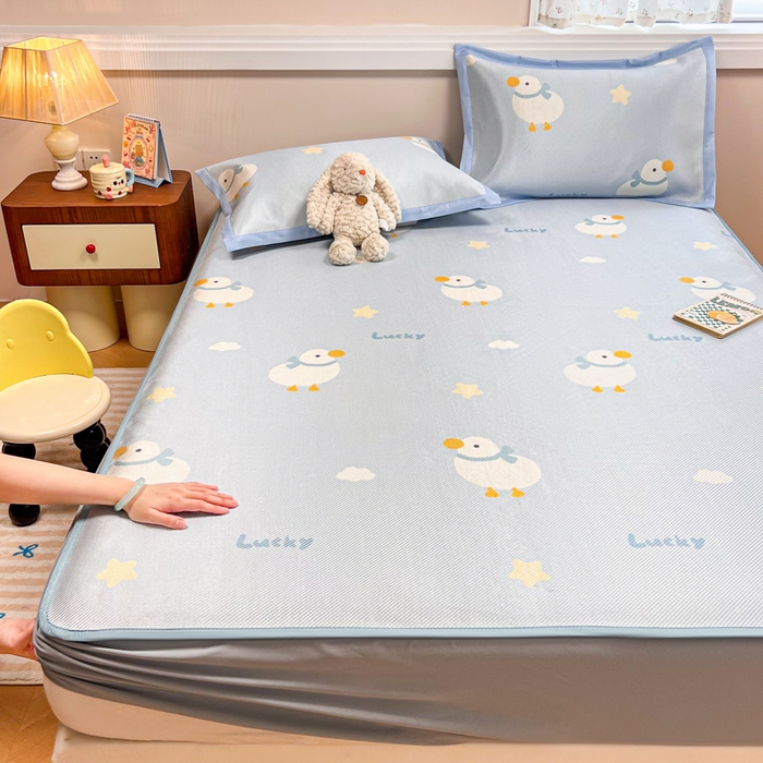 91家纺网 家纺一手货源 找家纺 慕尚家纺 2025新款数码印花床席床笠款冰藤席 床笠款-柯尔鸭