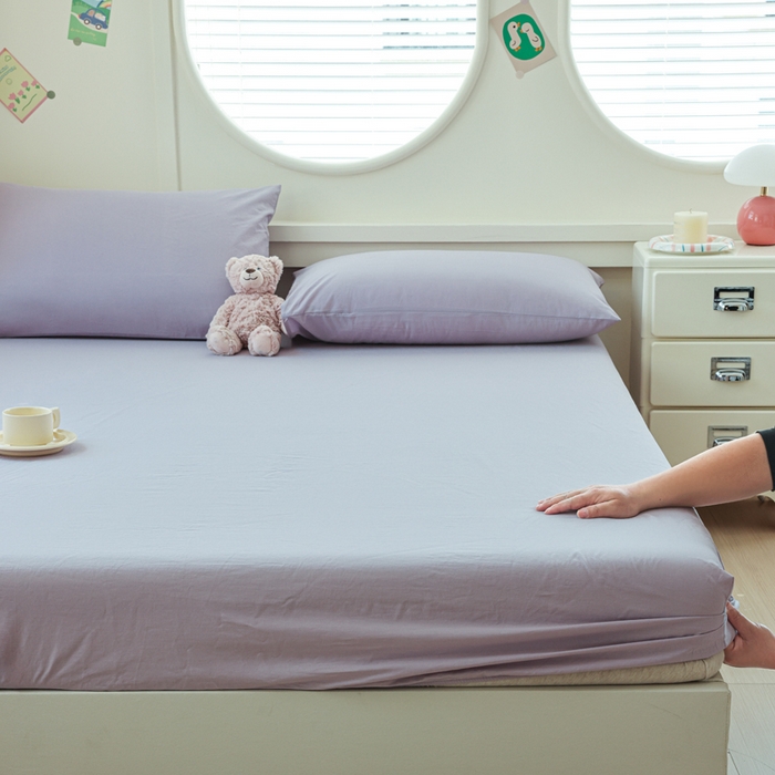 91家纺网 家纺一手货源 找家纺 2025新款全棉A类简约素色水洗棉纯棉单床笠 浅紫