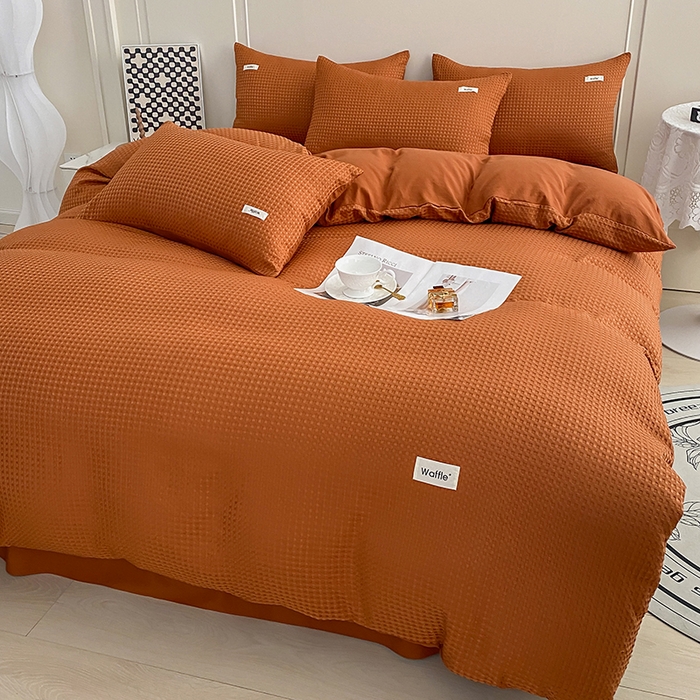 91家纺网 家纺一手货源 找家纺 仟网汇 2025新款华夫格森语系列四件套北欧简约风 焦糖