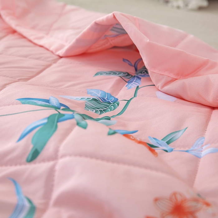 91家纺网 家纺一手货源 找家纺 富艺隆 2025新款超声波亲肤绒夏被夏凉被直播爆款超声波夏被空调被 花开