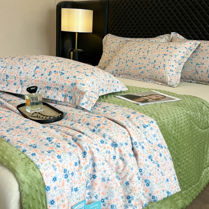 91家纺网 家纺一手货源 找家纺 宝士康家纺 2025新款10A抗菌双层纱豆豆绒夏被 朝花夕拾