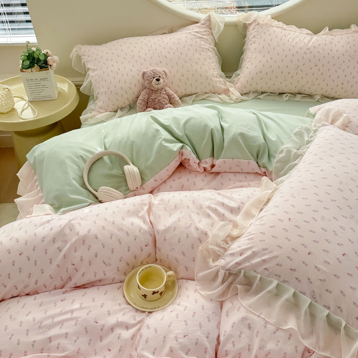 91家纺网 家纺一手货源 找家纺 苏拉家居 2025新款雪纺花边云感提花针织双层纱四件套 粉黛